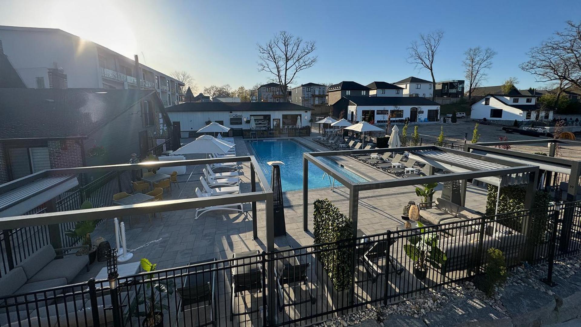 Colonial Hotel & Suites Grand Bend Exterior foto